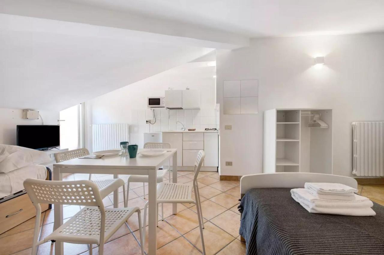 Civico 22 Lägenhet Peschiera del Garda Exteriör bild